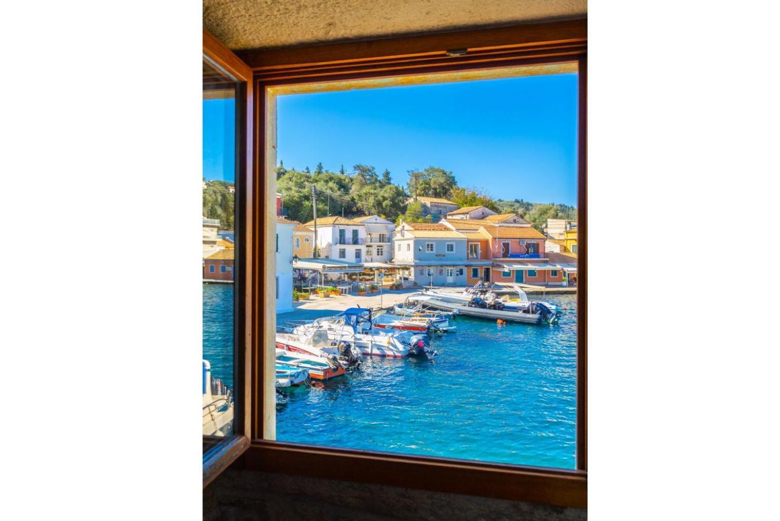 Appartement Spiros Jetty House à Longós Extérieur photo